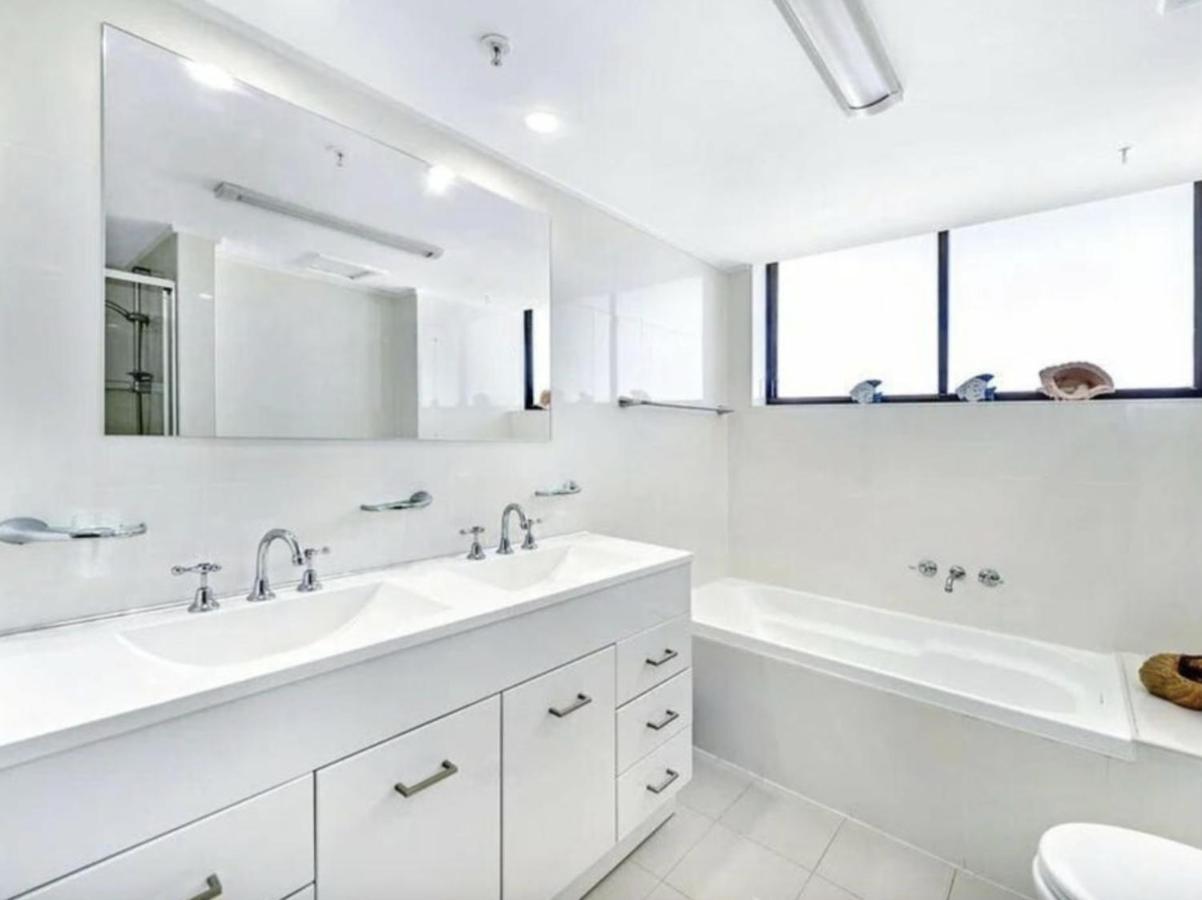Appartement Imperial Surf - Hosted By Coastal Letting à Gold Coast Extérieur photo
